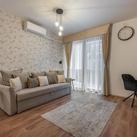 Elegant, High End, Βουδαπέστη
