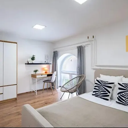 Apartment Cityscape Budget Szoevetseg 4
