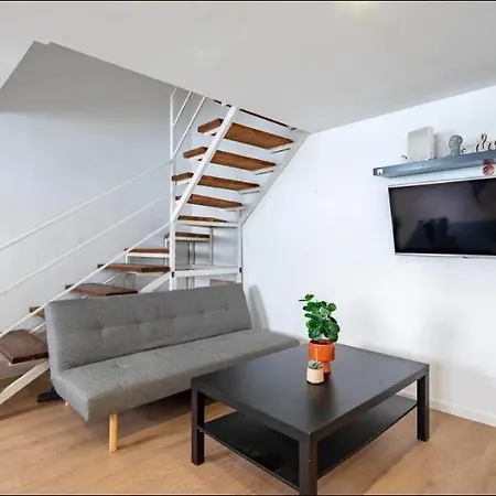 Apartment Cityscape Budget Szoevetseg 4