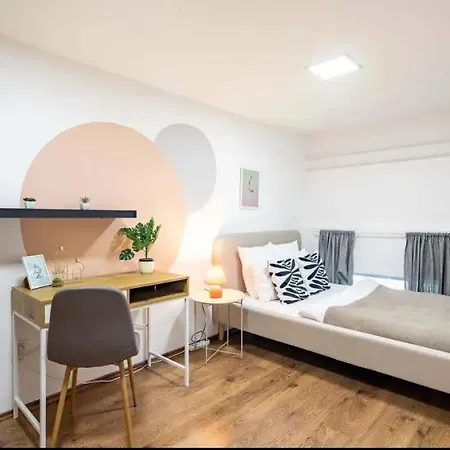 Apartment Cityscape Budget Szoevetseg 4 Budapest