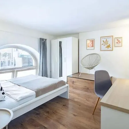 Apartment Cityscape Budget Szoevetseg 2 *