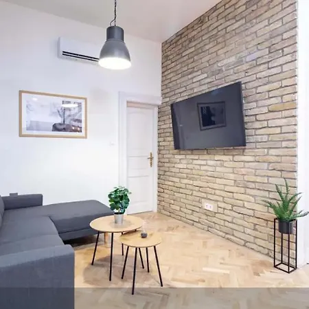 Apartment Cityscape Budget Blaha Loft Budapest
