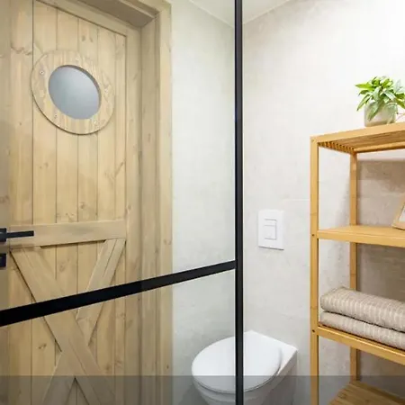 Cityscape Budget Blaha Loft