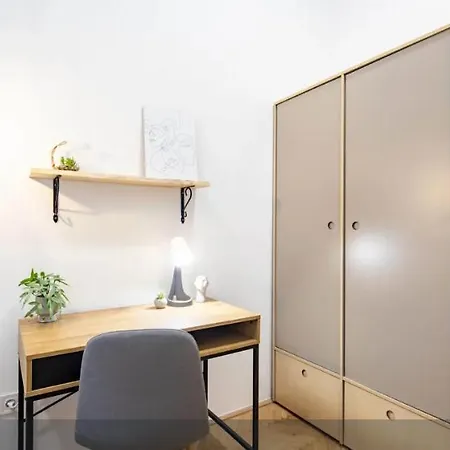 Apartment Cityscape Budget Blaha Loft *