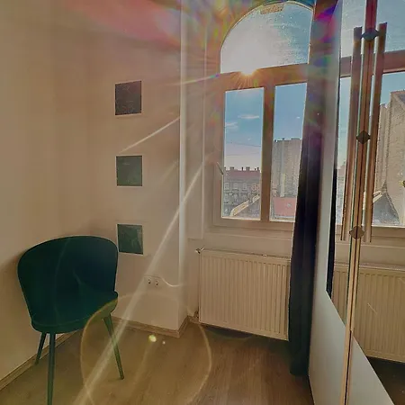 Apartment Baross - Spacious Budapest