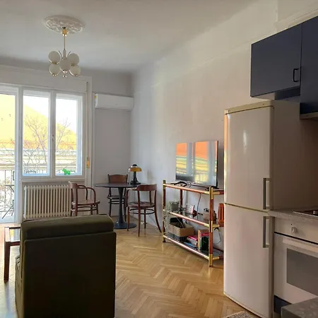 Apartment Mrsam
