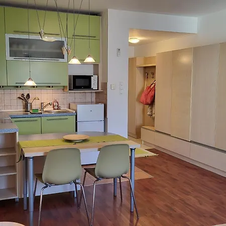 Passage Apartment *