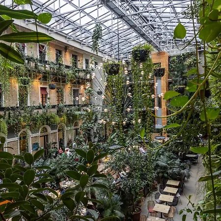 Hotel Stories Boutique 4*