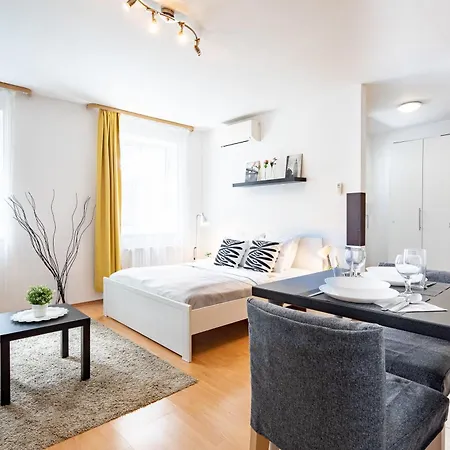 Apartment - Cozy Air Conditioned