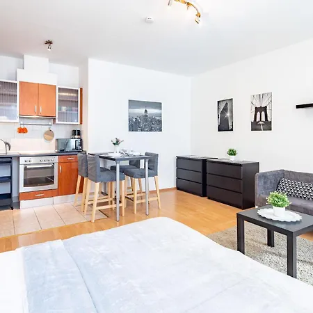 - Cozy Air Conditioned Apartment Budapest