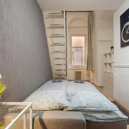 4 2 Bathroom Super Large With Ac Apartment *
