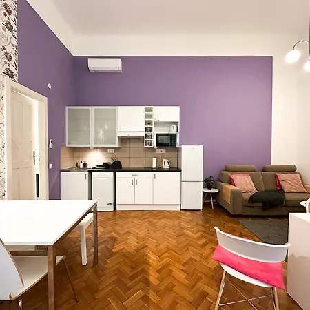 Cute 1br In - Purple House * Budapest