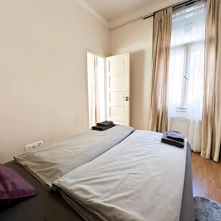 Apartment Cozy 1br With Skyline View - Purple Skyline *