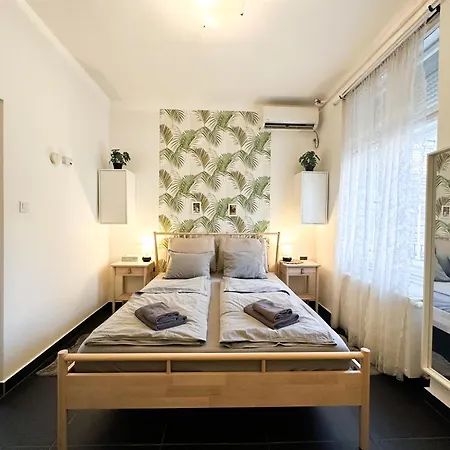 Modern With Skyline View - Skyline Apartment Budapest
