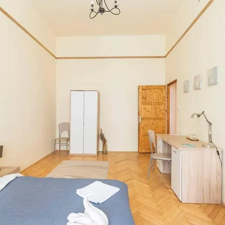 Danube Private Guest house *
