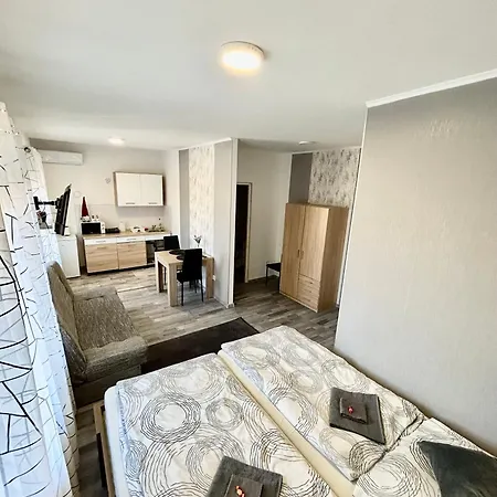 Gasthof Mira Nest - Budapest