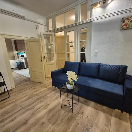 Natural Blue Apartment Budapest