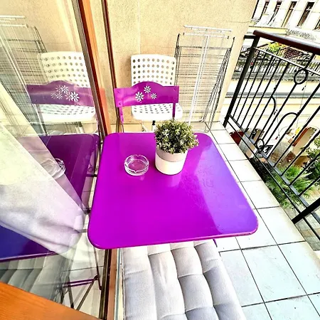 דירה Center With Balcony *