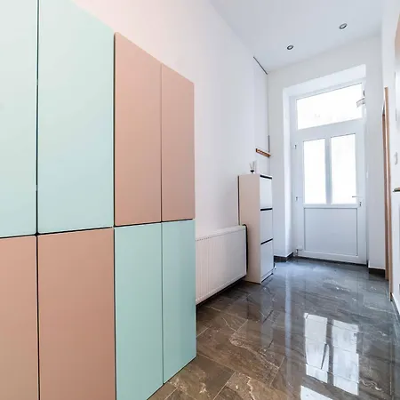 Apartment Fiumei Budapest