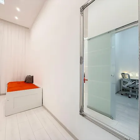 Apartment Izabellas Luxury Downtown *