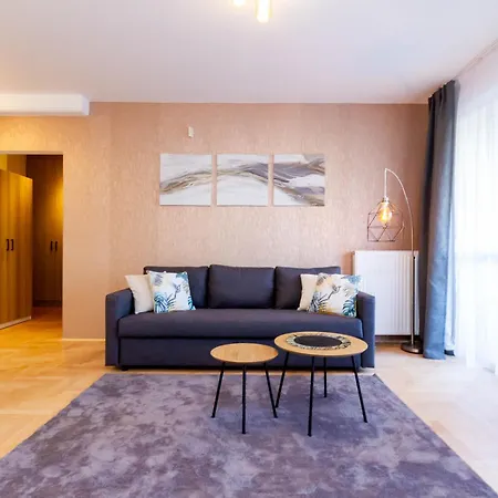 Gozsdu White Raven 105 - Free Parking, Terrace Apartment