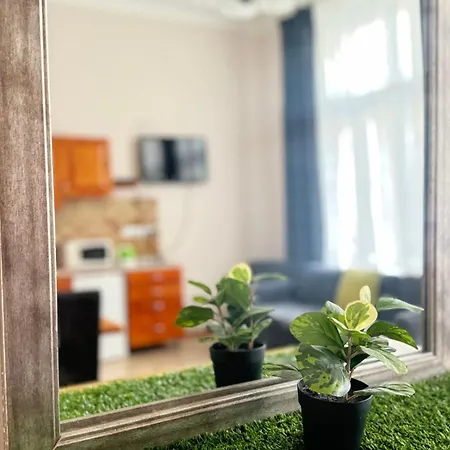 City Centrum Fashionstreet Apartman *