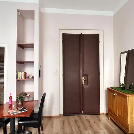 City Centrum Fashionstreet Apartman Apartmán