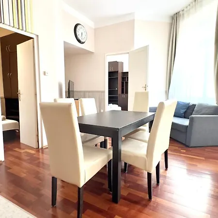City Centrum Fashionstreet Apartman * Budapest