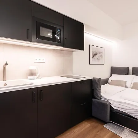 E23 - Grand Boulevard Design Loft - Location By Bqa Apartment Budapest