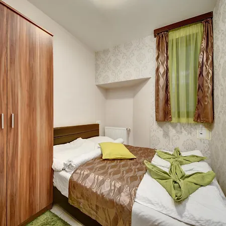 City Centrum Fashionstreet Apartman Apartment