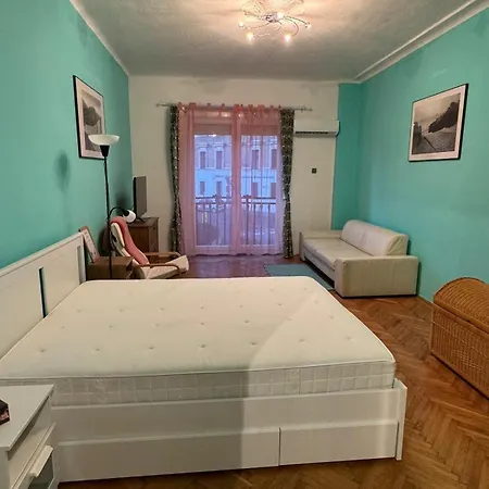 Apartment Pearl Maria Budapest