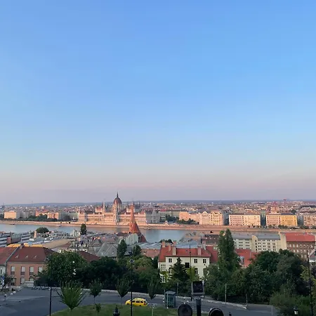 Apartment Parliament *
