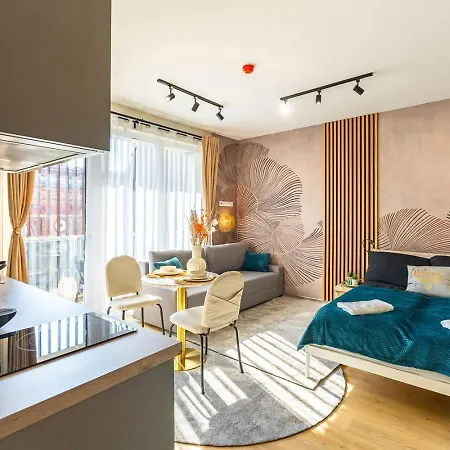 Apartment Modern Downtown With A Sunny Terrace *