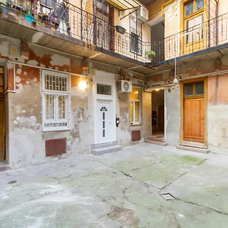 Apartment Galerie Vibes In Josika Street By Nw Budapest