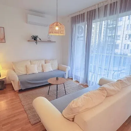 Gogol Apartment