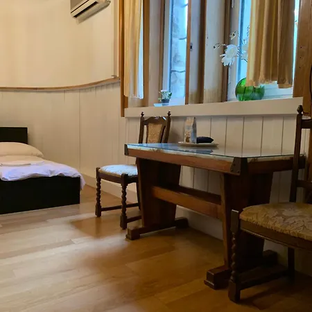Couette-café Kalmar Panzio 3*