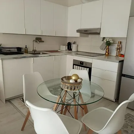 Duna Apartment, Freegarage, 2room, Smarttv,dishwasher Apartment *