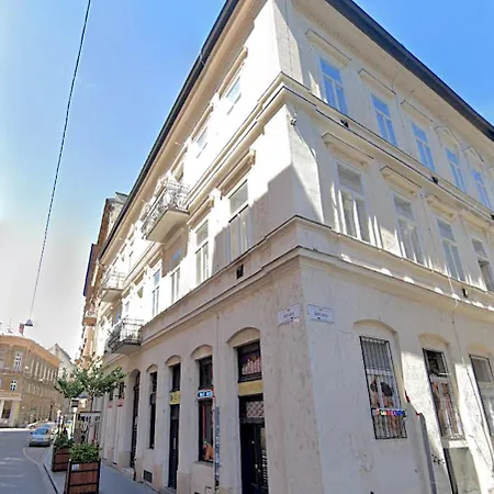 Apartment 7th Heaven