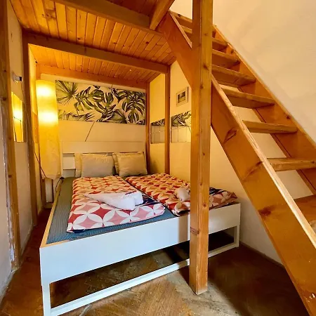 Iza Bella Classic Romantica Spacious 2br Apartment *
