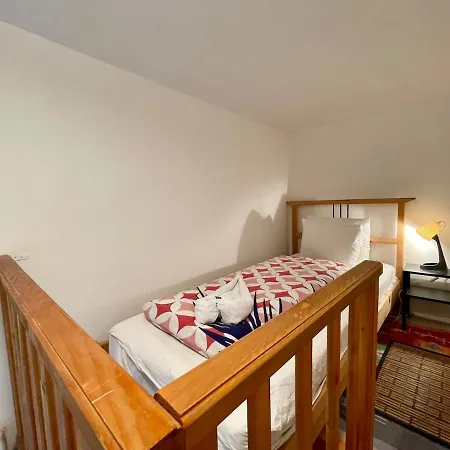 Iza Bella Classic Romantica Spacious 2br Apartment Budapest