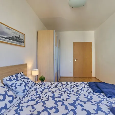 Cozy Quiet With Ac And Parking *