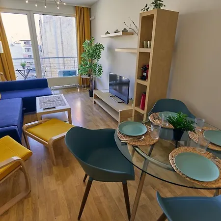 Apartment Cozy Quiet With Ac And Parking Budapest