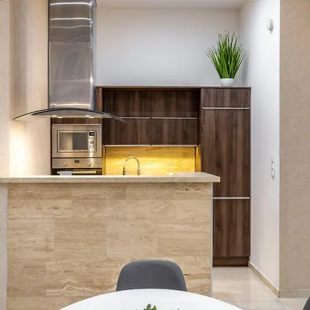 Luxe N' Charm Grand By Prestige Homes Apartment Budapest