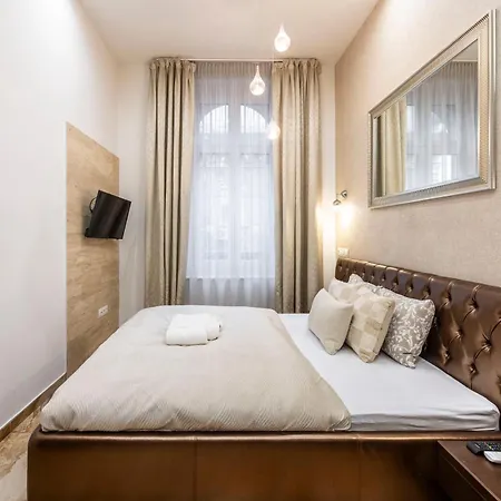 Luxe N' Charm Grand By Prestige Homes Apartment Budapest