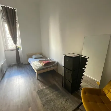Nomad & Guest house