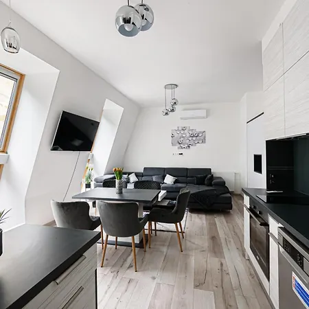 Dob Six Budapest