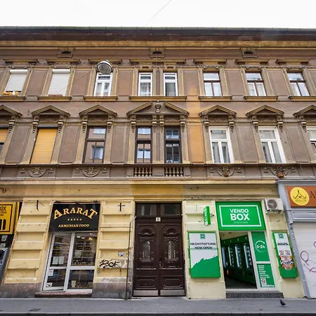 Apartmán A27 Bp Modern Boutique Apartments, Location By Bqa