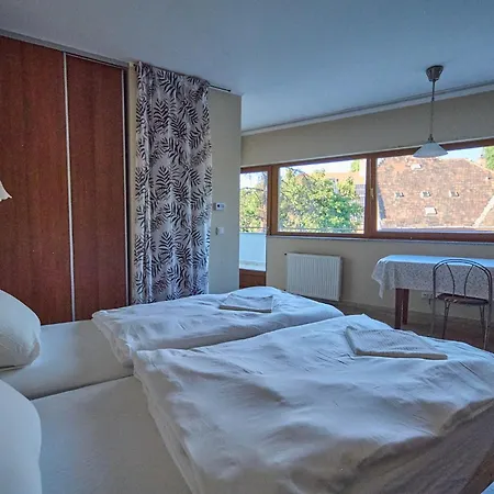 Carolina Apartment *