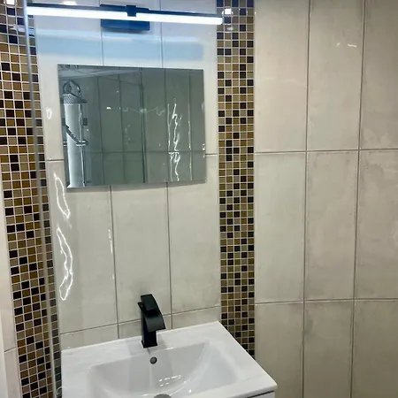 Apartment Kalvaria With Balcony, Free Parking And Ac