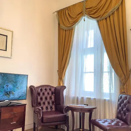 Apartment Opera *